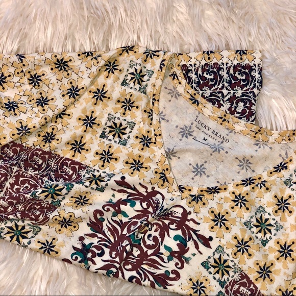 🎉 FINAL DROP! NWOT - Lucky Brand T-Shirt Details, Cotton - Picture 3 of 4